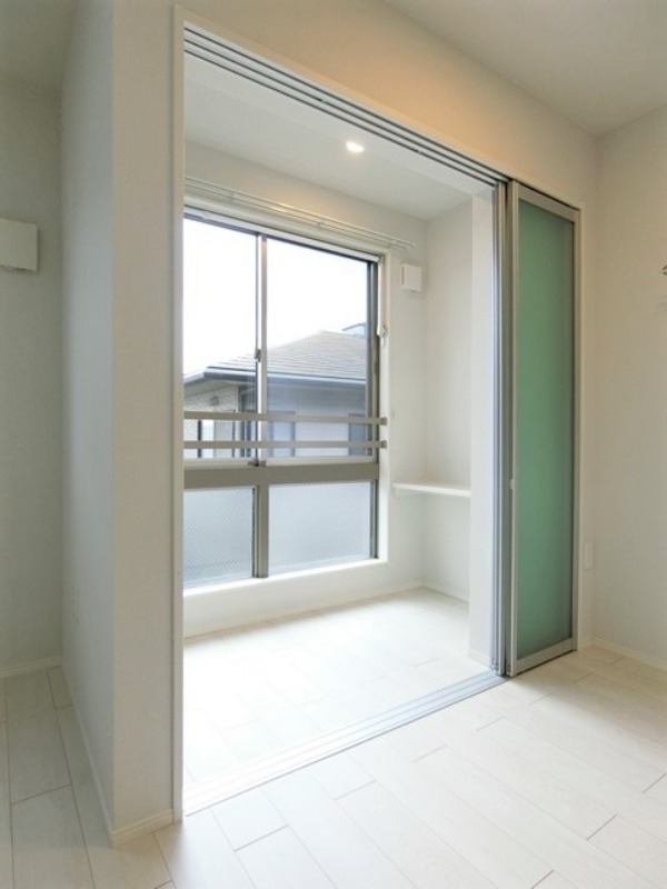 バルコニー　図面と現状に相違がある場合には現状を優先