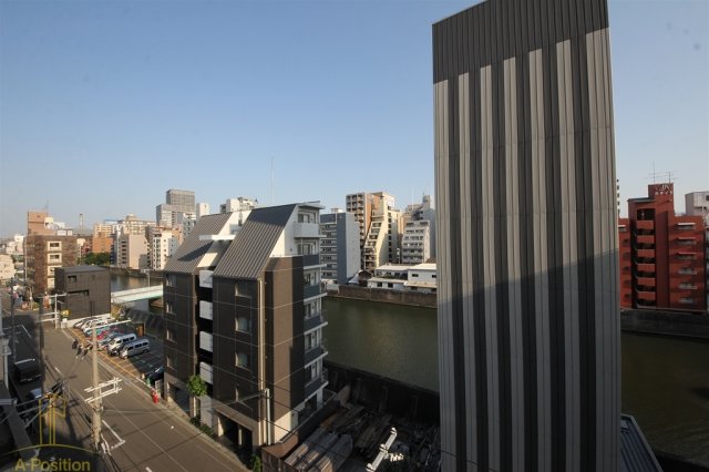 眺望　南堀江アパートメント　シエロ