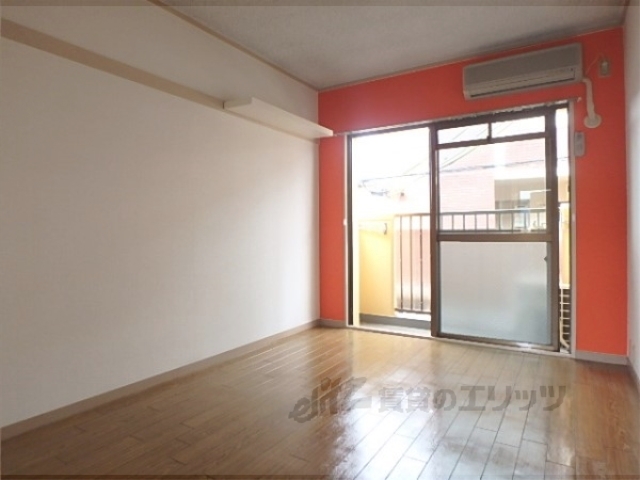 居室・リビング　洋室