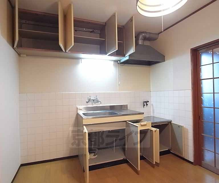 キッチン　キッチン収納もバッチリです。