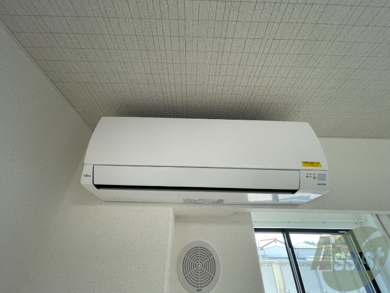 その他設備　エアコン付きです！夏でも冬でも安心ですね。