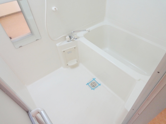 バス・シャワールーム　別号室の写真です。