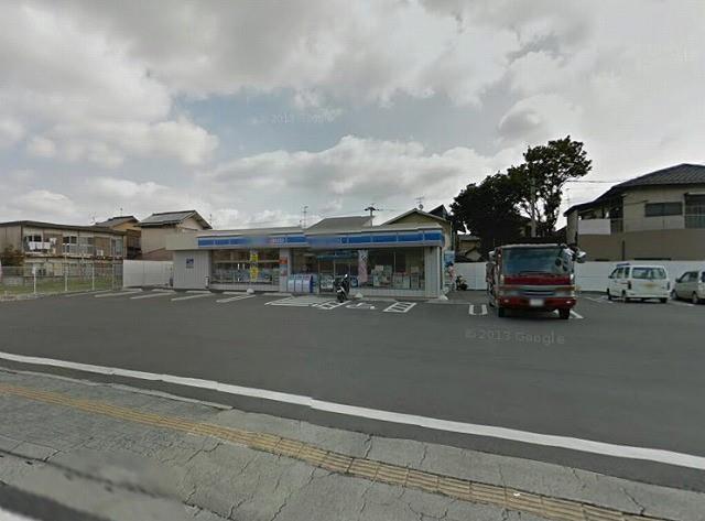 コンビニ　ローソン／直方知古一丁目店（コンビニ）まで130m