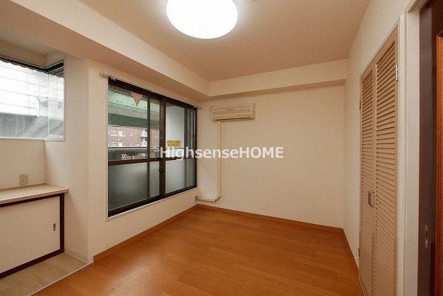 その他部屋・スペース　広くて明るい寝室