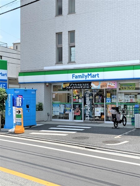 コンビニ　ファミリーマート豊玉北四丁目店（コンビニ）まで199m