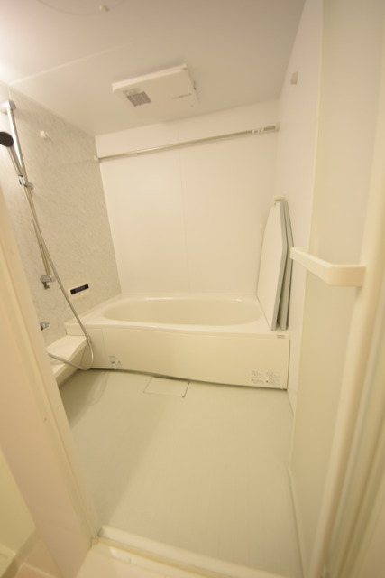 バス・シャワールーム　★一日の疲れもとれますね★