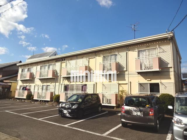 建物外観　雨戸も有ります。