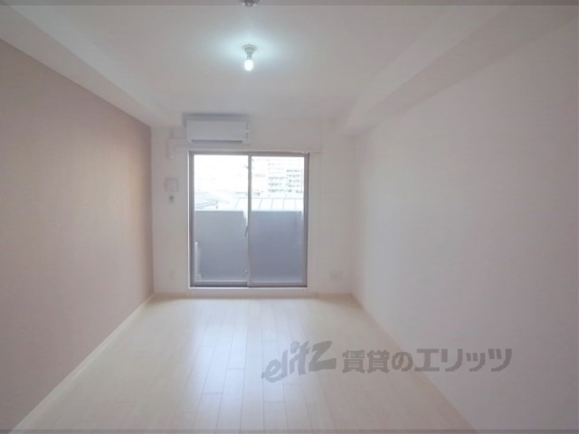 居室・リビング　居室