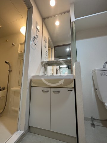 洗面設備　エスリード森ノ宮駅前　独立洗面台