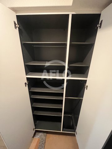 収納　エスリード森ノ宮駅前　シューズボックス