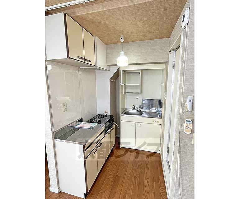 キッチン　収納が多く便利なキッチンです。