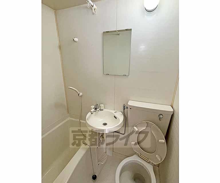 洗面設備　洗面台です。