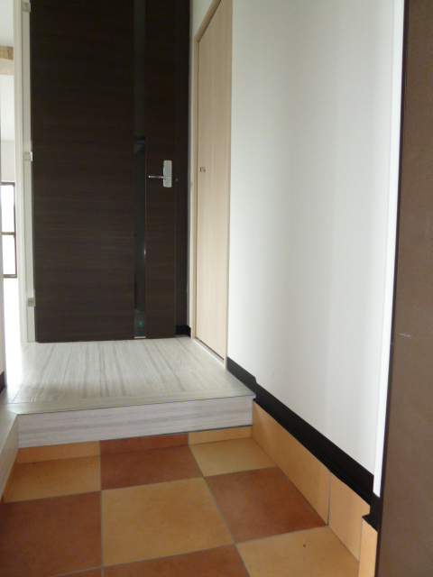 玄関　落ち着いた玄関です