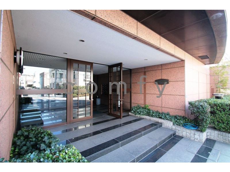 エントランス　エントランス