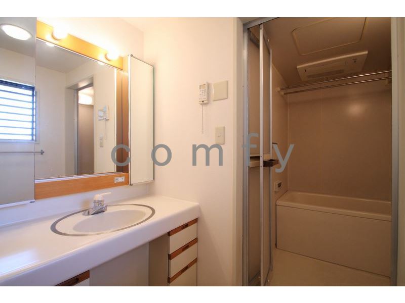 洗面設備　独立洗面台