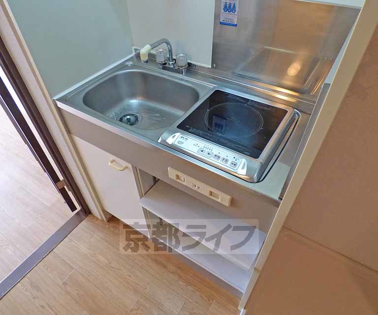 キッチン　キッチンです。