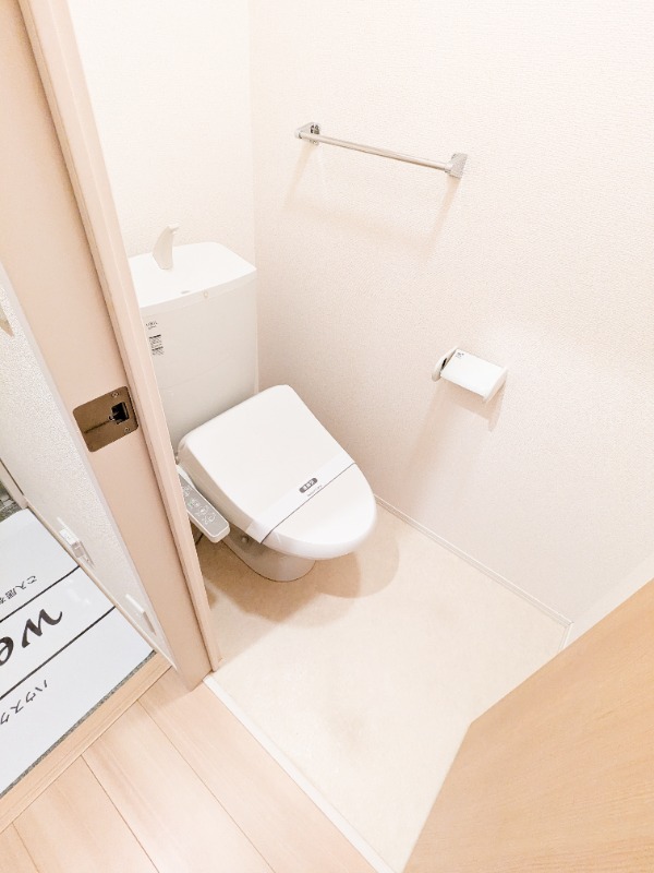 トイレ　図面と現状に相違がある場合には現状を優先