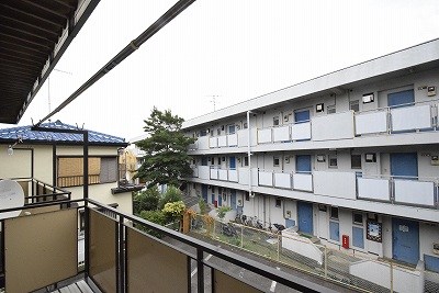 バルコニー　現況優先