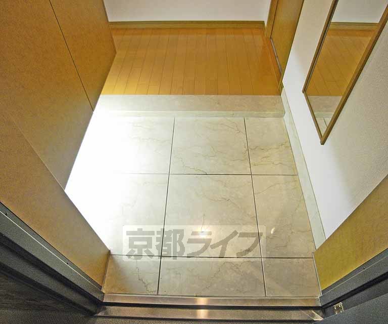 玄関　玄関です。