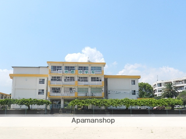 小学校　北九州市立若園小学校（小学校）まで214m