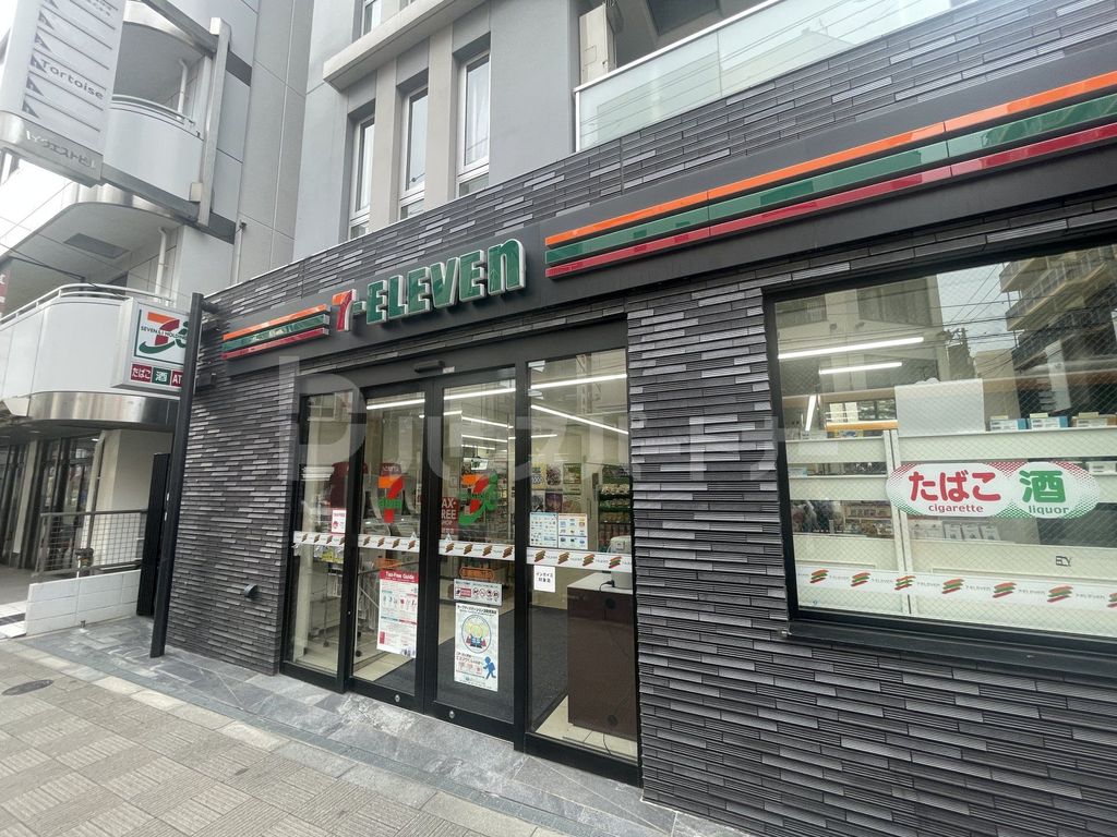 コンビニ　セブンイレブン荒川東日暮里6丁目店（コンビニ）まで30m