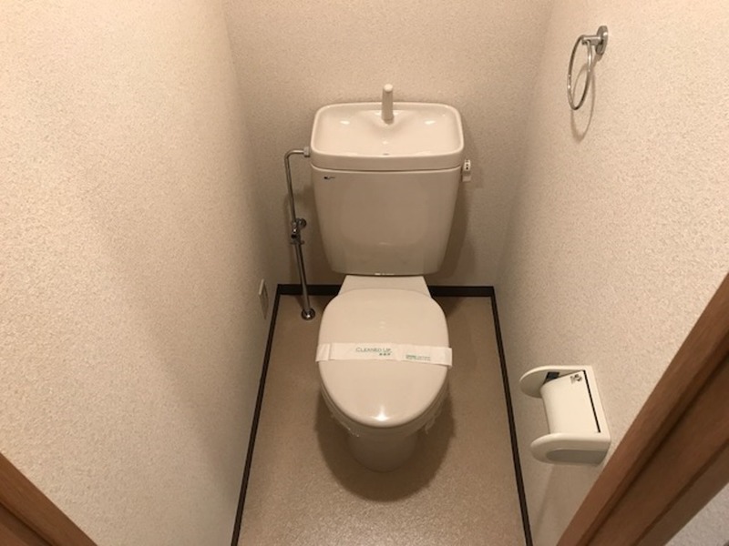 トイレ　グランディール阪南町III番館