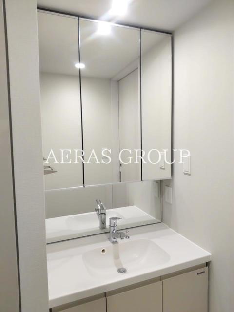 洗面設備　同仕様