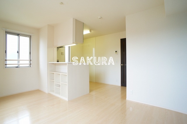 居室・リビング　開放感のある室内♪