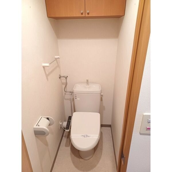 トイレ　シンプルで使いやすいトイレです