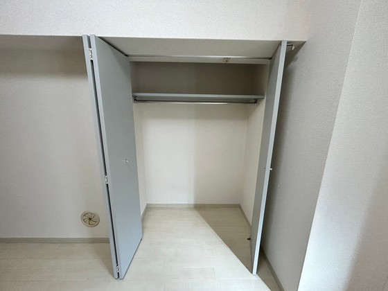 収納　※別部屋の写真です。