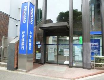 銀行　（株）みずほ銀行／武蔵境支店（銀行）まで474m
