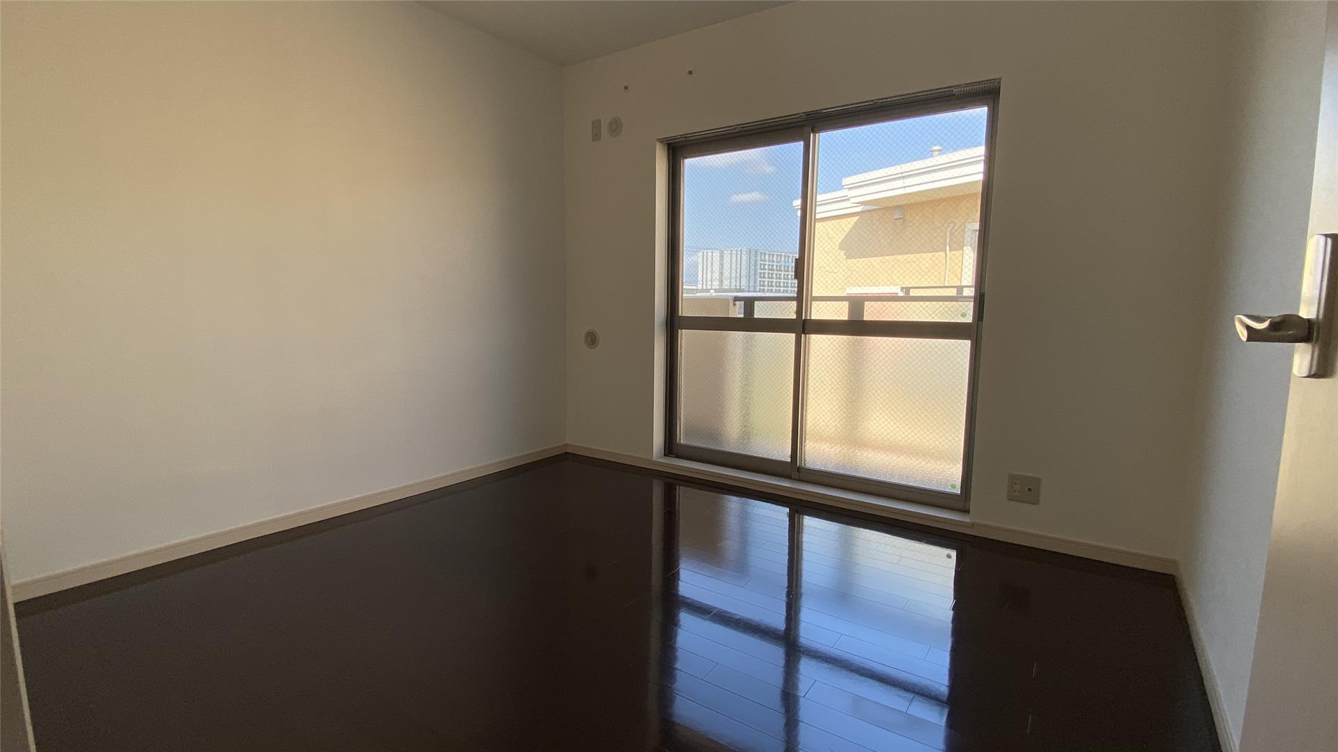 その他部屋・スペース　床の色味は異なります（ベージュ）