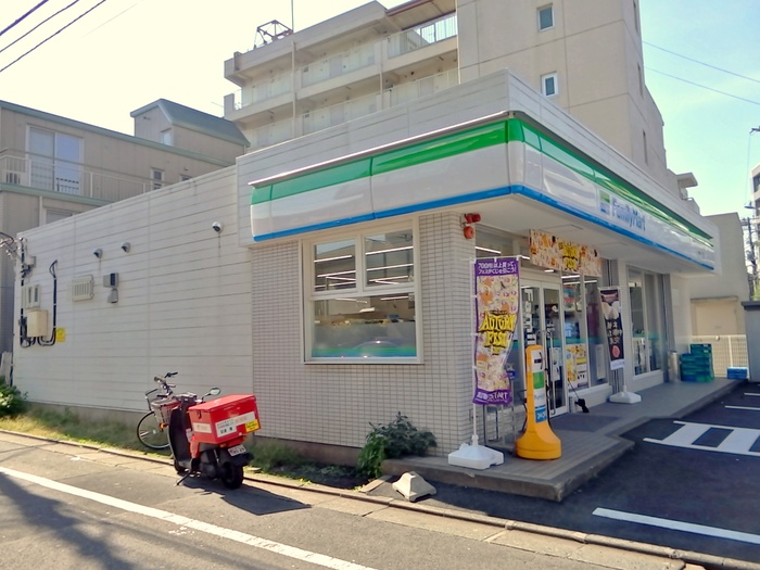 コンビニ　ファミリーマート碑文谷１丁目店（コンビニ）まで299m