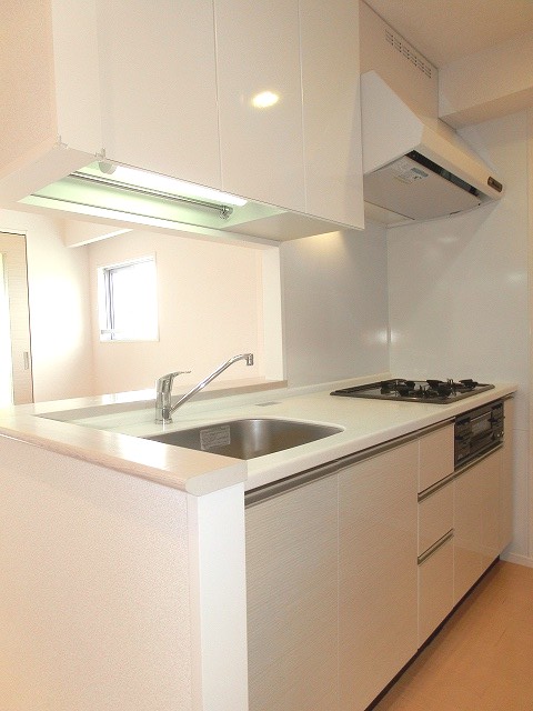 キッチン　キッチンでお料理をお楽しみください