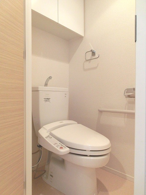 トイレ　ゆったりとした空間のトイレです