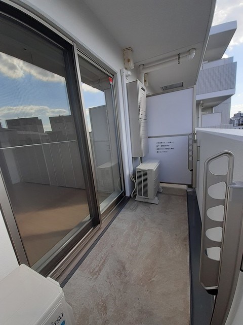 バルコニー　★お問い合わせはウィンズ千歳烏山まで★