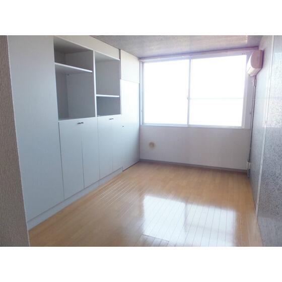 居室・リビング　洋室1