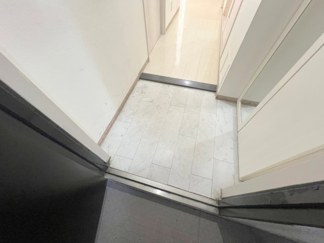 玄関　素敵な玄関は毎朝あなたを元気に送りだしてくれますよ。