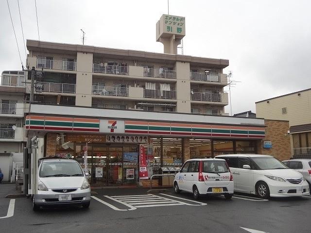 コンビニ　セブンイレブン八幡引野店（コンビニ）まで490m