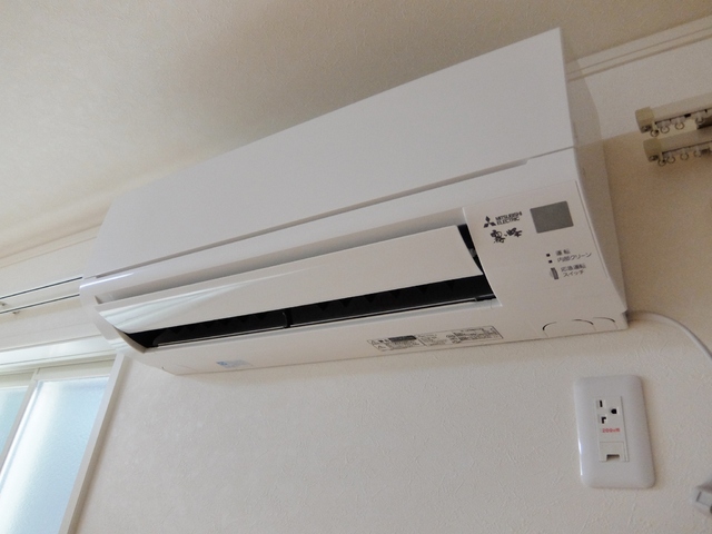 その他設備　リビングのエアコン