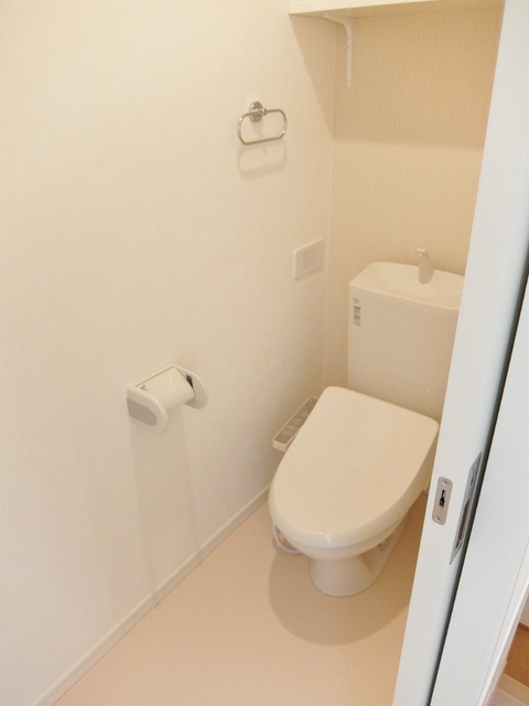 トイレ　上下階にトイレあります