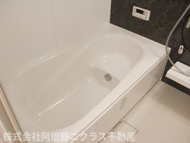 バス・シャワールーム　内装は別部屋の参考写真です。