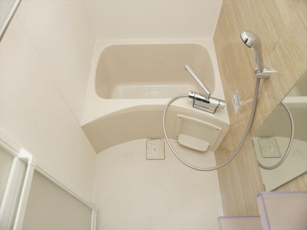 バス・シャワールーム　浴室