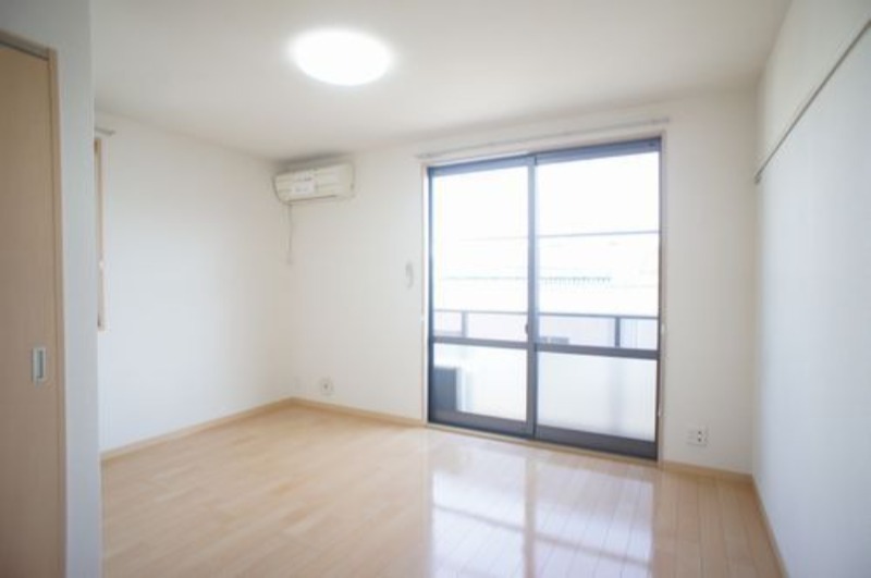 居室・リビング　図面と現状に相違がある場合には現状を優先