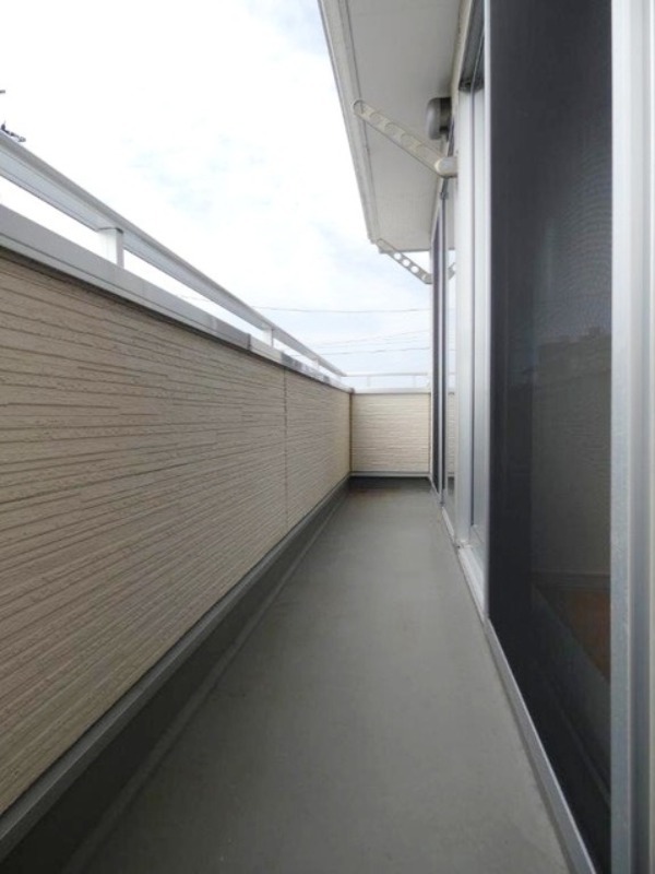 バルコニー　図面と現状に相違がある場合には現状を優先