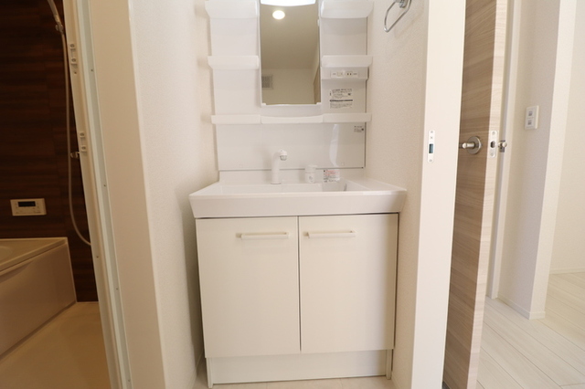 洗面設備　洗髪洗面化粧台