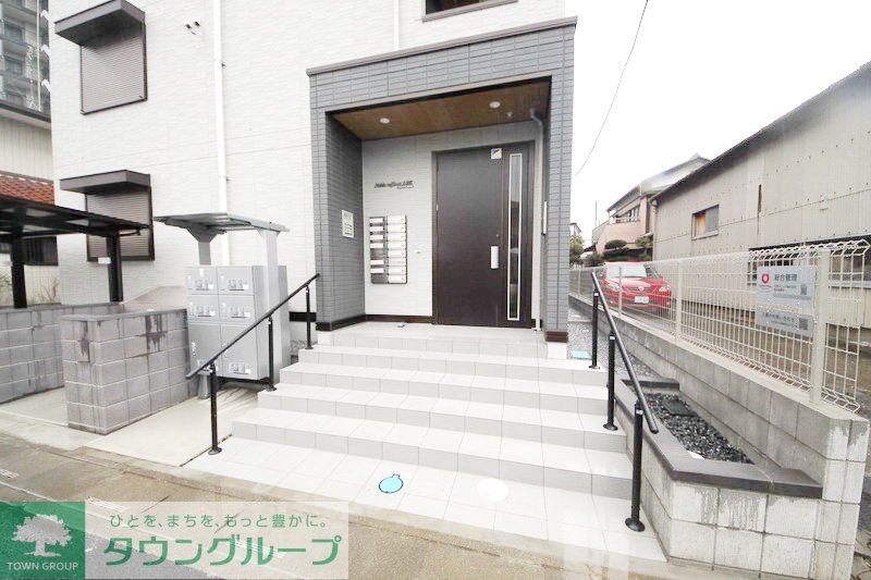 エントランス　エントランス