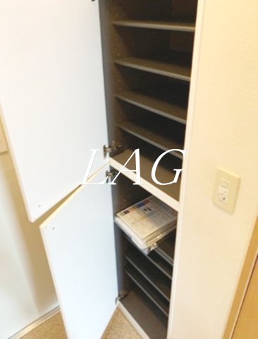 玄関　玄関です。