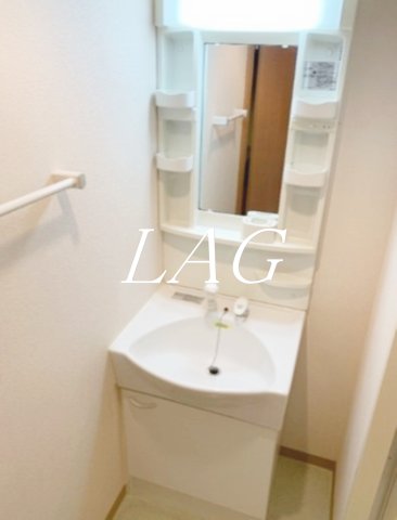 洗面設備　洗面台です。