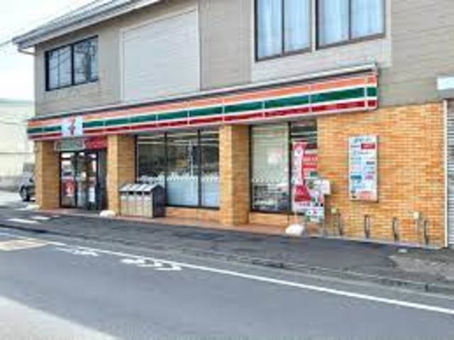 コンビニ　セブンイレブン練馬石神井町8丁目店（コンビニ）まで448m